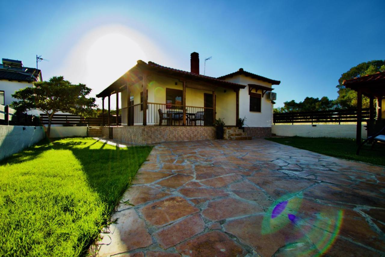 Enalio Beach House Nea Kallikrateia Luaran gambar