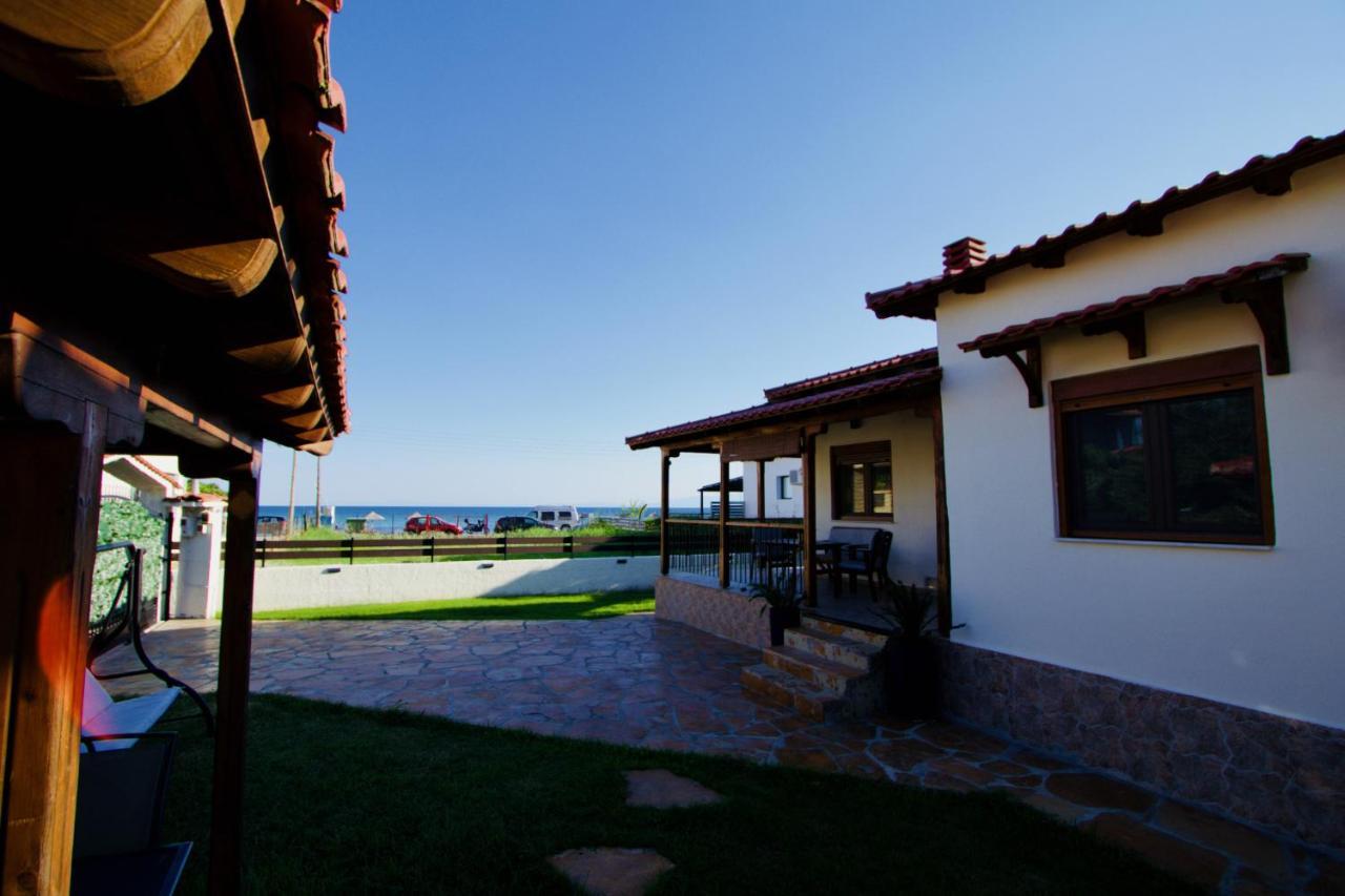 Enalio Beach House Nea Kallikrateia Luaran gambar