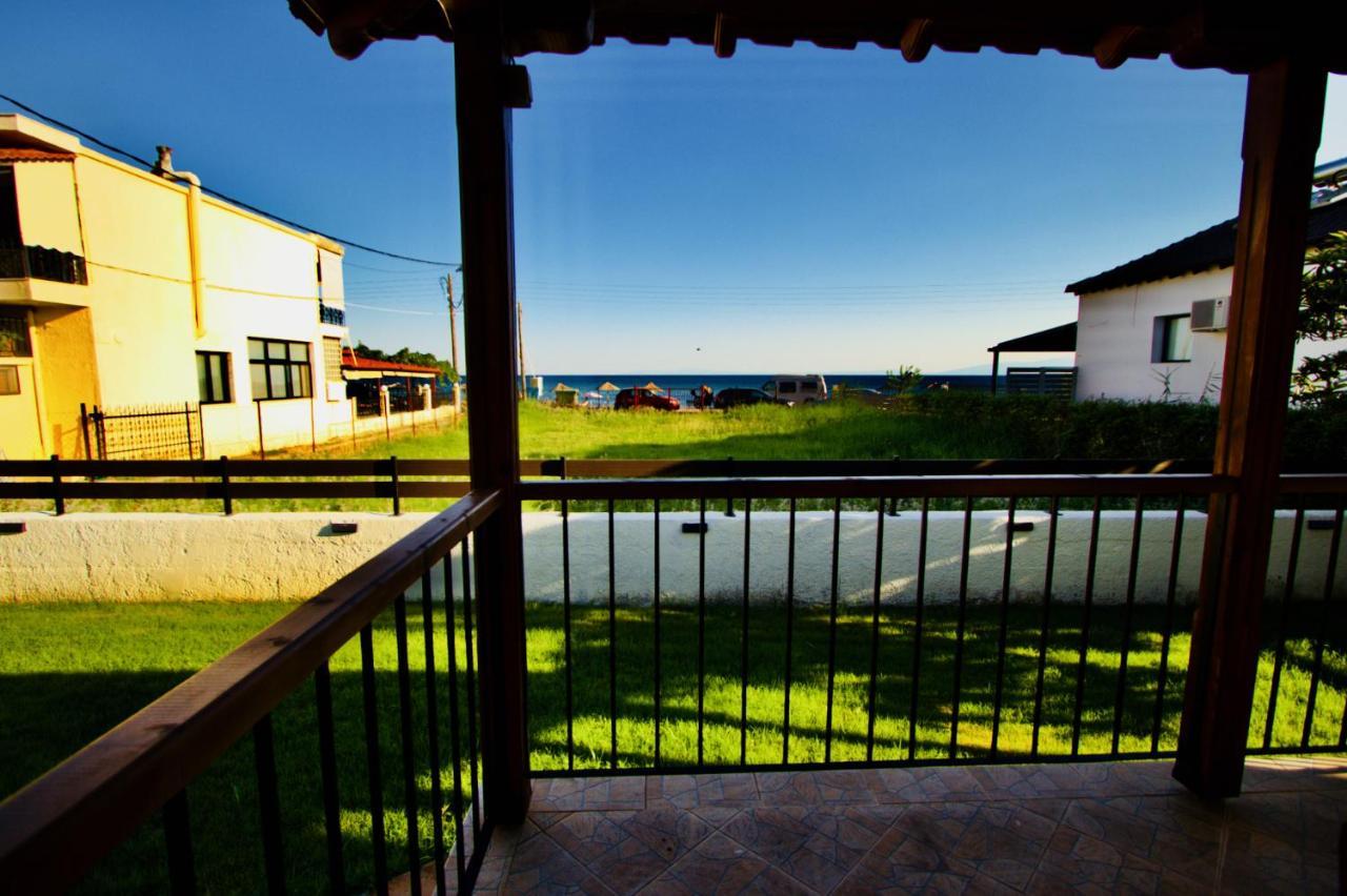 Enalio Beach House Nea Kallikrateia Luaran gambar